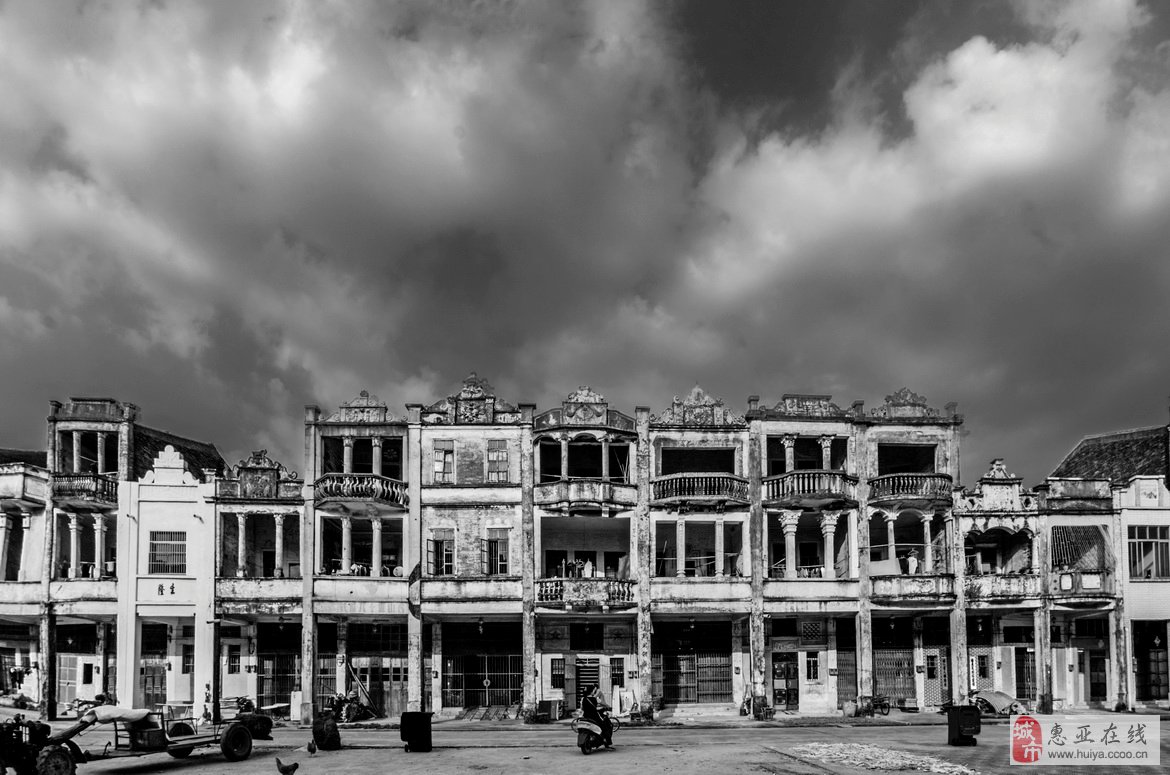 “火狐电竞”《卢沉论水墨画》一书著作权案一审判决原告刘继潮胜诉(图1) 火狐电竞