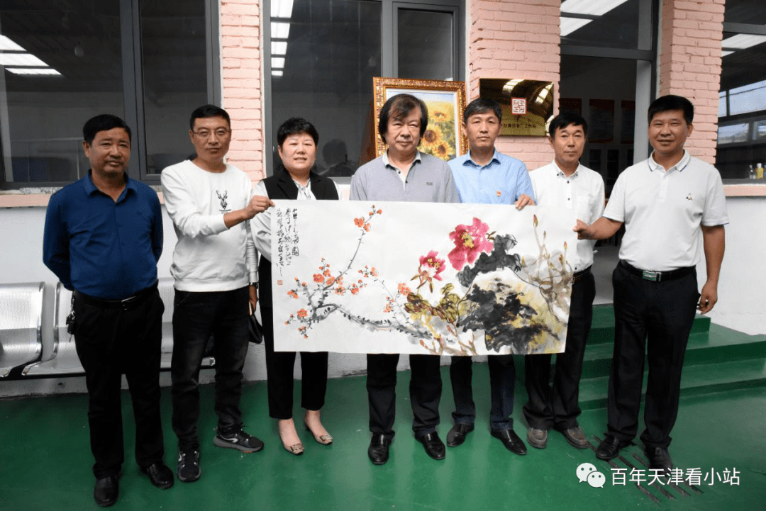 ‘火狐电竞官网’
【喜迎国庆 共度中秋】天津市美术家协会与小站镇工具庄房村新时代文明实践站团结开展“庆两节文化振兴 助力文旅生长”文化艺术运动(图7)