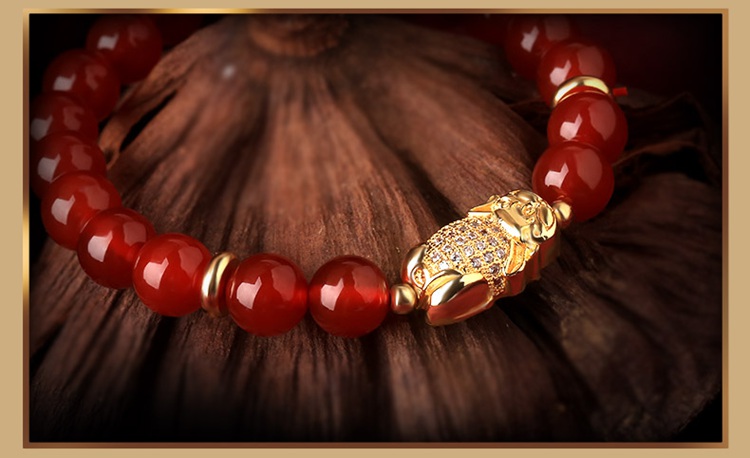 火狐电竞平台_乳房保养五大注意事项知多少(图3) 火狐电竞平台