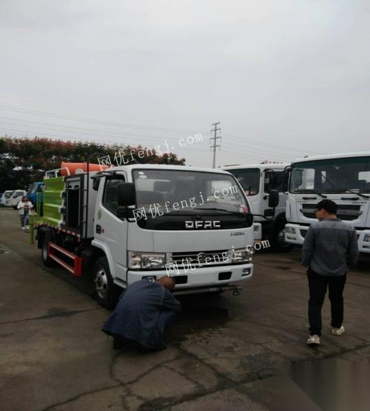 火狐电竞官网-彩钻迷人眼彩宝俏市场(图2) 火狐电竞