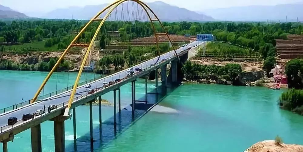 ‘火狐电竞’
<h1>高等视觉艺术教育的新路径(图1) 火狐电竞官网