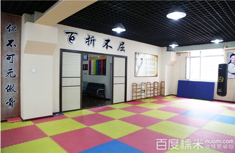 王铮亮发《爱的自选》 宋丹丹助阵送指路明灯|火狐电竞官网(图3) 火狐电竞平台