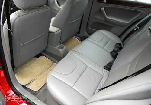 丁一一新剧《亲爱的药王大人》超甜杀青 最萌身高差预定“火狐电竞官网”(图4) 火狐电竞